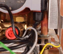 al cb he25 lower section heating flow.jpg